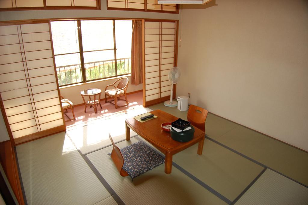沢渡温泉 宮田屋旅館 中之条町 部屋 写真
